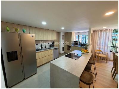 Apartamento de 3 alcobas en venta en El Poblado, Medellín, 143 m² · foto 5 de 13