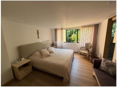 Apartamento de 3 alcobas en venta en El Poblado, Medellín, 143 m² · foto 11 de 13