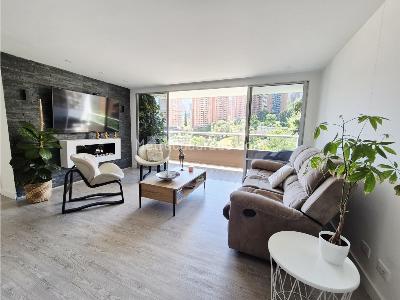 Apartamento en venta en El Poblado, Medellín · foto 2 de 19