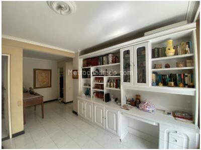Apartamento de 5 alcobas en venta en El Poblado, Medellín, 270 m² · foto 10 de 13
