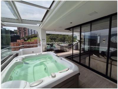 Apartamento de 3 alcobas en venta en El Poblado, Medellín, 200 m² · foto 3 de 16