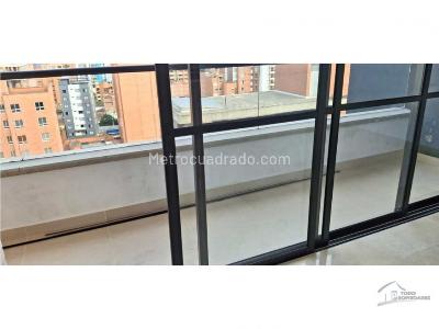 Apartamento de 3 alcobas en venta en Laureles, Medellín, 84 m² · foto 2 de 17