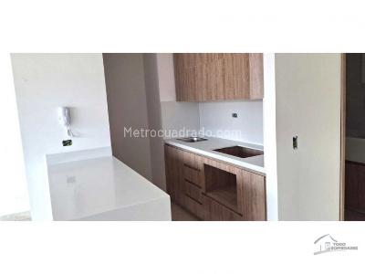 Apartamento de 3 alcobas en venta en Laureles, Medellín, 84 m² · foto 4 de 17