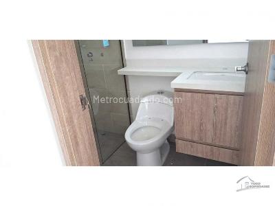 Apartamento de 3 alcobas en venta en Laureles, Medellín, 84 m² · foto 6 de 17