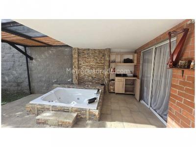 Casa en venta en Loma De Las Brujas, Envigado · foto 15 de 20