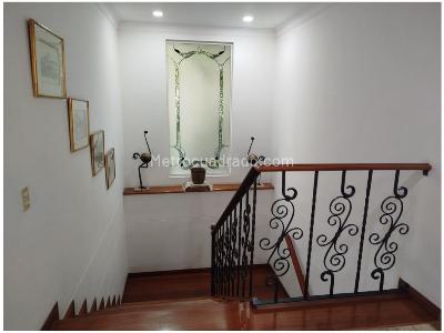 Casa de 3 alcobas en venta en Loma Benedictinos, Envigado, 417 m² · foto 12 de 20