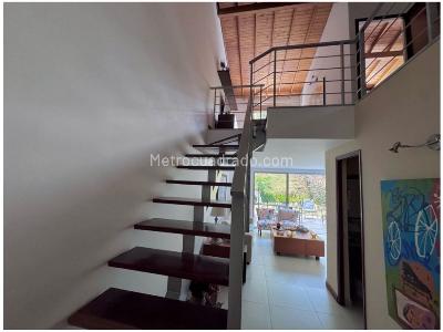 Casa de 3 alcobas en venta en Cumbres, Envigado, 220 m² · foto 11 de 20