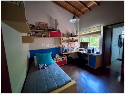 Casa de 3 alcobas en venta en Cumbres, Envigado, 220 m² · foto 17 de 20