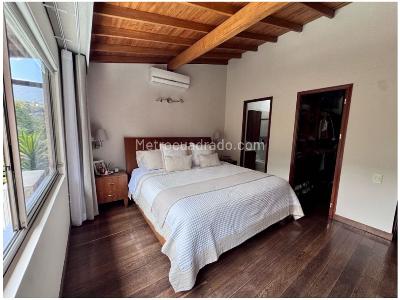 Casa de 3 alcobas en venta en Cumbres, Envigado, 220 m² · foto 20 de 20