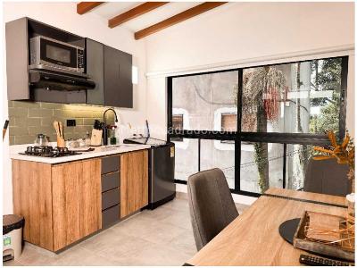 Casa de 4 alcobas en venta en El Poblado, Medellín, 112 m² · foto 3 de 16