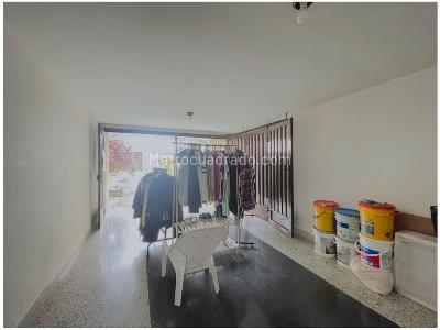 Casa de 5 alcobas en venta en La Castellana, Medellín, 215 m² · foto 18 de 20