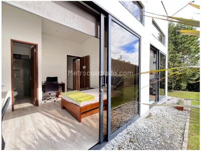Casa de 4 alcobas en venta en Cabeceras, Rionegro, 352 m² · foto 14 de 20