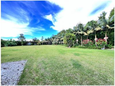 Casa de 4 alcobas en venta en Cabeceras, Rionegro, 352 m² · foto 19 de 20