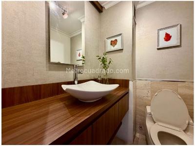 Apartamento de 3 alcobas en venta en Los Balsos, Medellín, 250 m² · foto 12 de 20