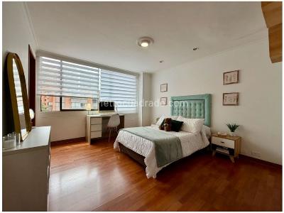 Apartamento de 3 alcobas en venta en Los Balsos, Medellín, 250 m² · foto 15 de 20