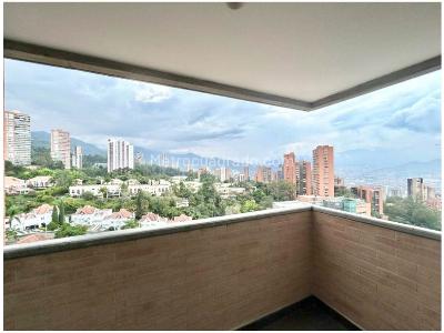Apartamento de 3 alcobas en venta en El Poblado, Medellín, 219 m² · foto 3 de 20