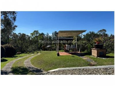 Casa de 4 alcobas en venta en Sajonia, Rionegro, 344 m² · foto 3 de 16