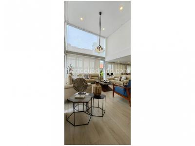 Casa de 4 alcobas en venta en Loma De San Remo, Sabaneta, 626 m² · foto 6 de 20