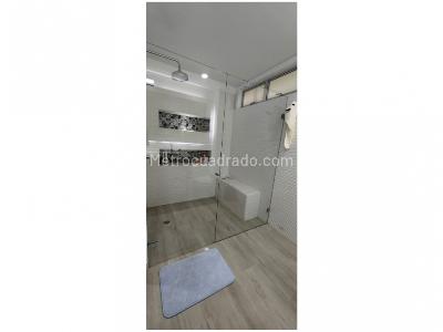 Casa de 4 alcobas en venta en Loma De San Remo, Sabaneta, 626 m² · foto 17 de 20