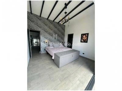 Casa de 4 alcobas en venta en San Judas, Sabaneta, 315 m² · foto 4 de 20