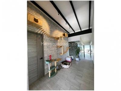 Casa de 4 alcobas en venta en San Judas, Sabaneta, 315 m² · foto 6 de 20