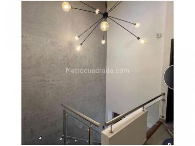 Casa de 3 alcobas en venta en Loma El Atravesado, Envigado, 215 m² · foto 10 de 20