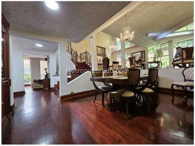 Casa de 5 alcobas en venta en El Poblado, Medellín, 400 m² · foto 4 de 20