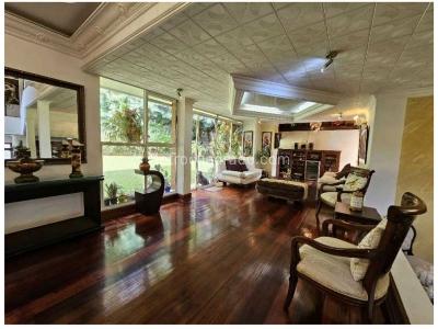 Casa de 5 alcobas en venta en El Poblado, Medellín, 400 m² · foto 10 de 20