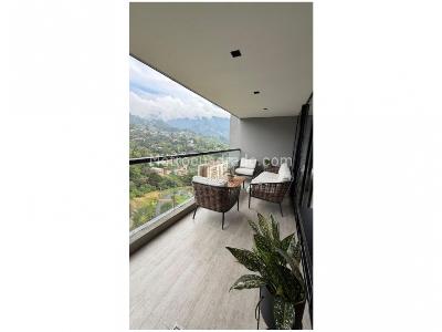 Apartamento de 3 alcobas en venta en Loma De Las Brujas, Envigado, 167 m² · foto 7 de 19