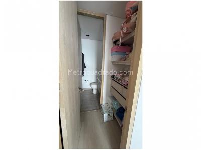 Apartamento de 3 alcobas en venta en Loma De Las Brujas, Envigado, 167 m² · foto 14 de 19