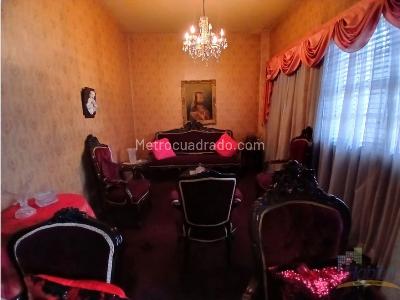 Casa de 5 alcobas en venta en Boston, Medellín, 215 m² · foto 4 de 20