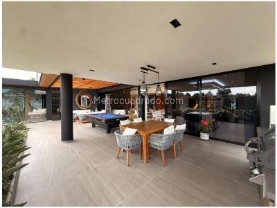 Casa de 4 alcobas en venta en Llanogrande, Rionegro, 800 m² · foto 13 de 20
