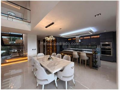 Casa de 4 alcobas en venta en Llanogrande, Rionegro, 800 m² · foto 14 de 20