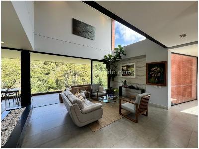 Casa de 4 alcobas en venta en Las Palmas, Medellín, 318 m² · foto 7 de 20