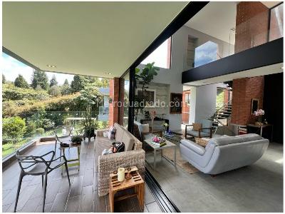 Casa de 4 alcobas en venta en Las Palmas, Medellín, 318 m² · foto 12 de 20