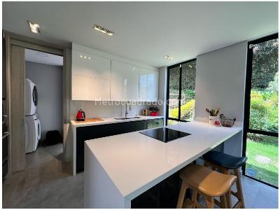 Casa de 4 alcobas en venta en Las Palmas, Medellín, 318 m² · foto 15 de 20