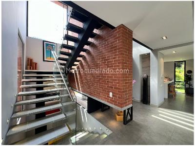 Casa de 4 alcobas en venta en Las Palmas, Medellín, 318 m² · foto 20 de 20