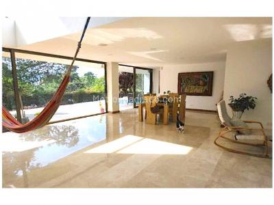 Casa de 4 alcobas en venta en El Vergel, Envigado, 430 m² · foto 5 de 20