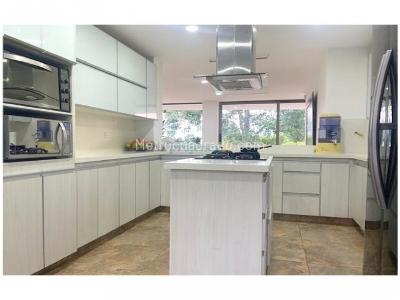 Casa de 4 alcobas en venta en El Vergel, Envigado, 430 m² · foto 7 de 20