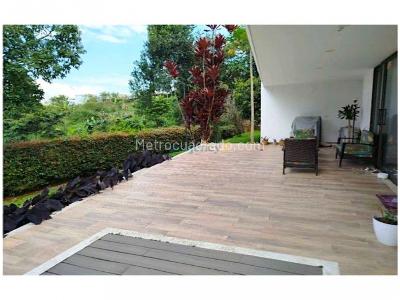 Casa de 4 alcobas en venta en El Vergel, Envigado, 430 m² · foto 10 de 20