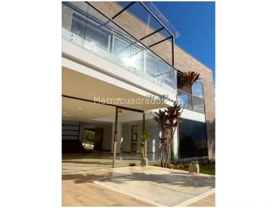 Casa de 4 alcobas en venta en El Vergel, Envigado, 430 m² · foto 12 de 20