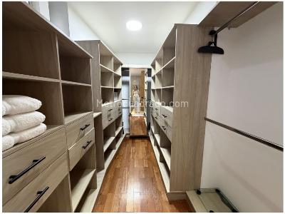 Apartamento en venta en Altos Del Poblado, Medellín · foto 14 de 20