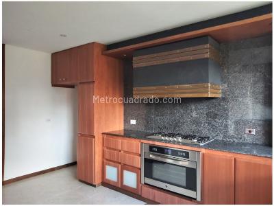 Apartamento en venta en Los Rosales, Bogotá · foto 8 de 20