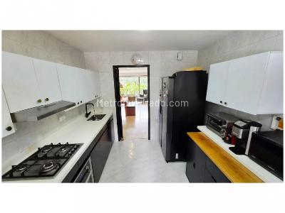 Apartamento de 3 alcobas en venta en San Mateo, Medellín, 154 m² · foto 7 de 14