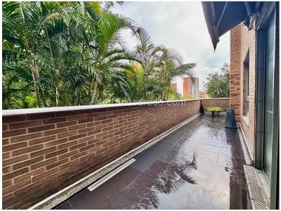 Apartamento de 3 alcobas en venta en Loma De Los Gonzalez, Medellín, 233 m² · foto 8 de 16