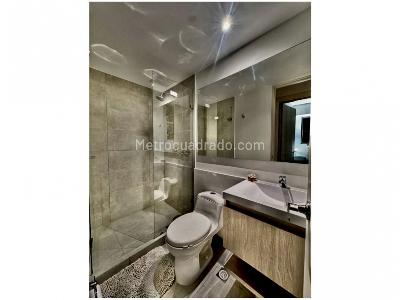 Apartamento de 3 alcobas en venta en Zona 1, Envigado, 75 m² · foto 3 de 18