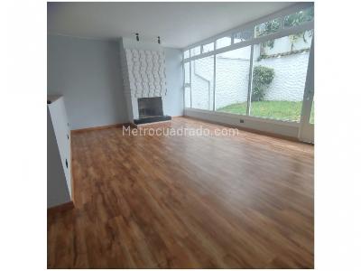 Casa en venta en San Patricio, Bogotá · foto 3 de 20