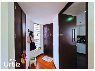 Apartamento de 3 alcobas en venta en El Plan, Bogotá, 175 m² · foto 2 de 20