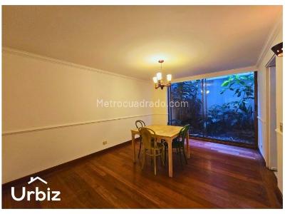 Apartamento de 3 alcobas en venta en Chico, Bogotá, 200 m² · foto 4 de 19
