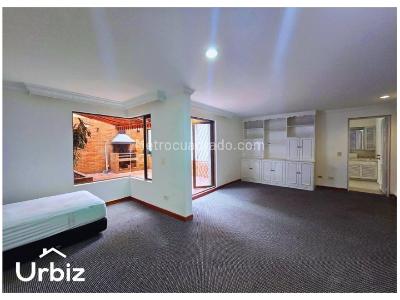 Apartamento de 3 alcobas en venta en Chico, Bogotá, 200 m² · foto 11 de 19